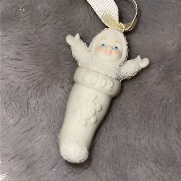 Department 56 Snowbabies "Baby in My Stocking" ornament 2002 collection 3