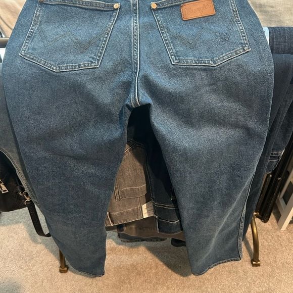 Wrangler Light Blue Straight Leg Women's Jeans 5