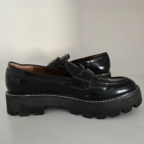 Franco Sarto Baylin Black Patent Lug Sole Penny Loafers Size 6 NWOT 8