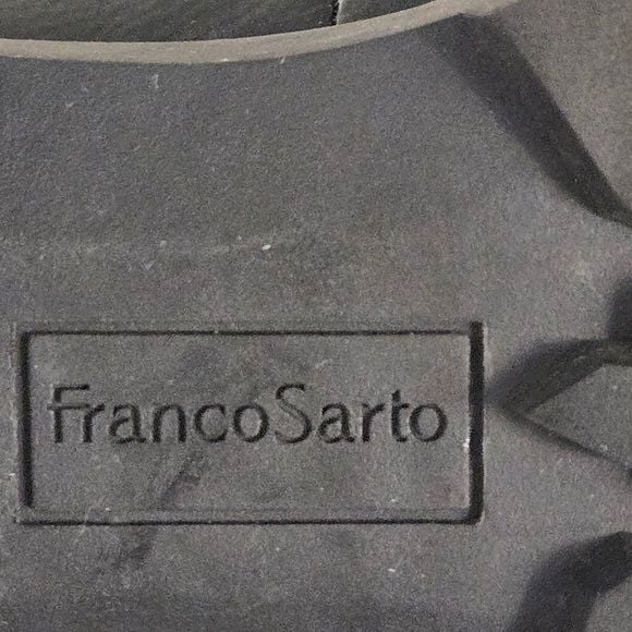 Franco Sarto Baylin Black Patent Lug Sole Penny Loafers Size 6 NWOT 11