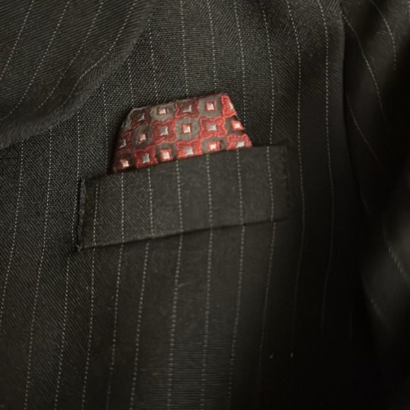 VanHuesen boys black 6 regular pin stripped 2