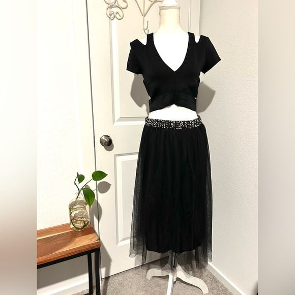 Metro Wear Black Strapless A-Line Skirt 7