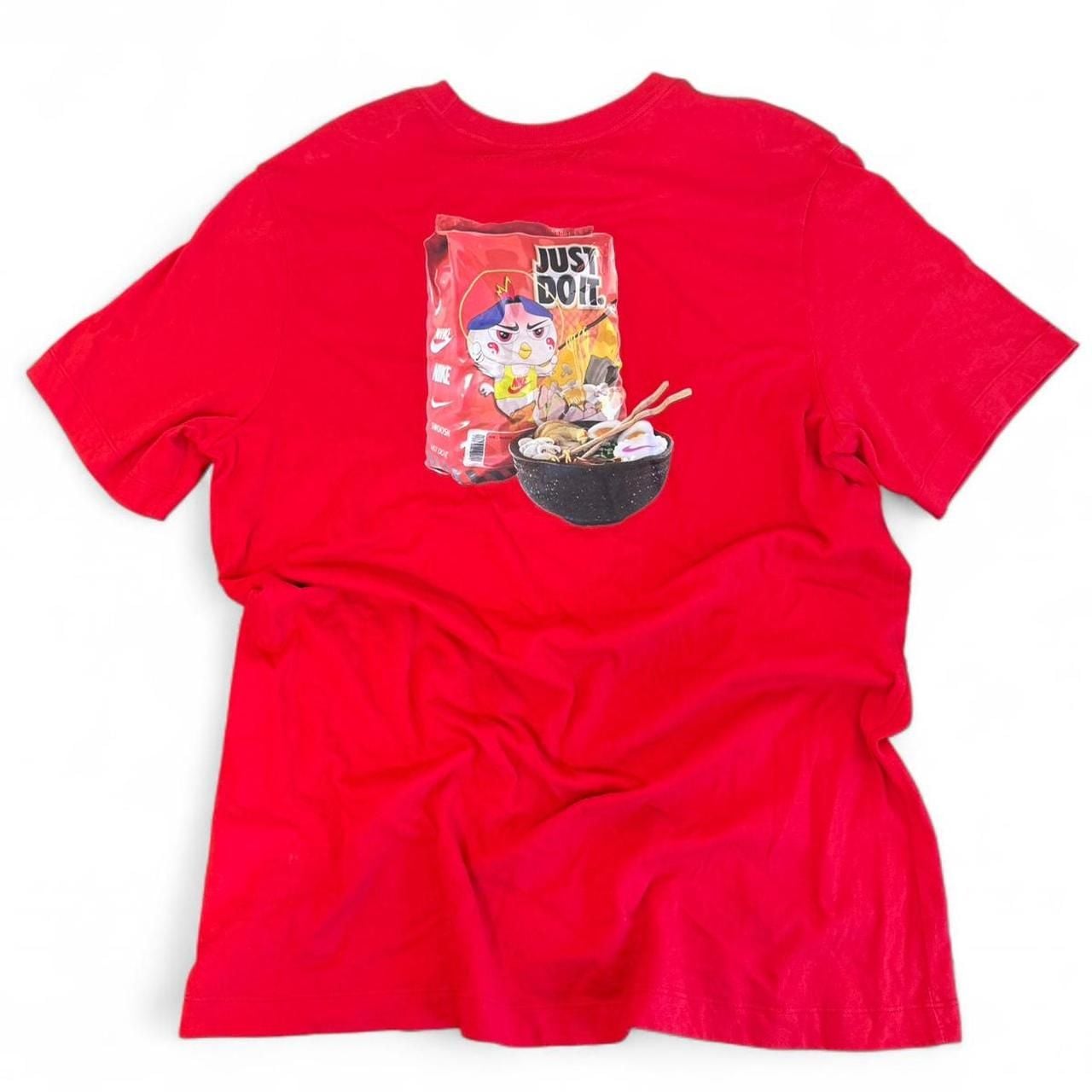 Nike Ramen Noodle Graphics Red Cotton T-Shirt Size L 3