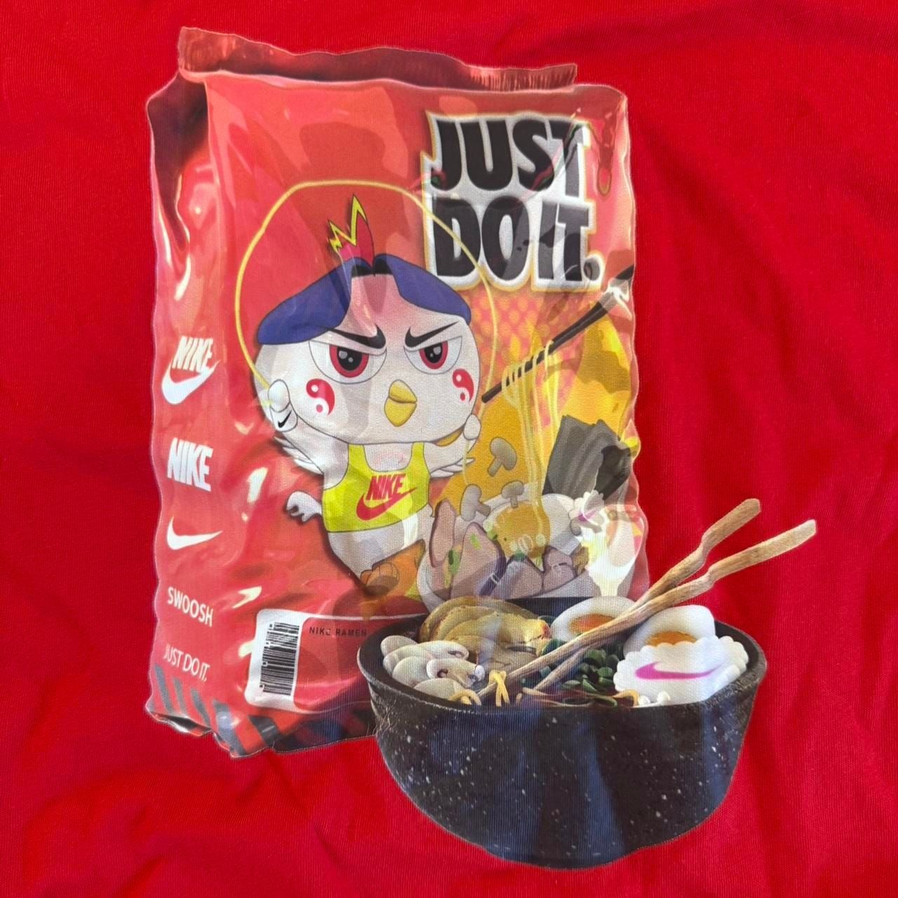 Nike Ramen Noodle Graphics Red Cotton T-Shirt Size L 4