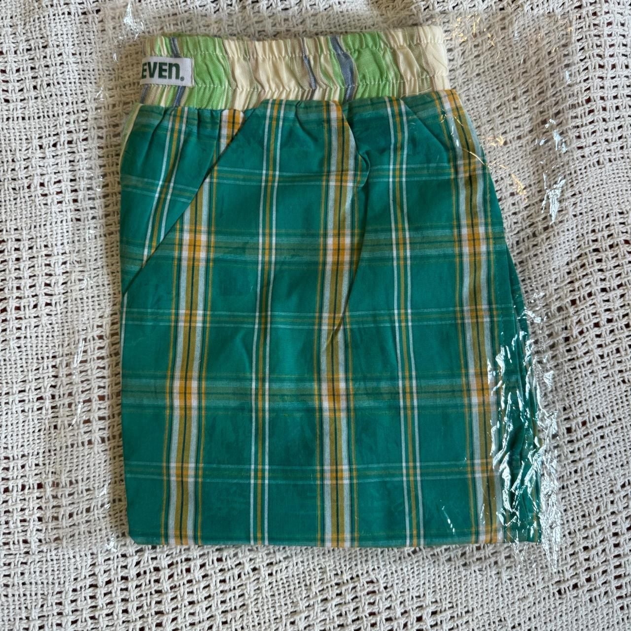 7-Eleven Green Plaid Cotton Boxer Shorts - New In Package - Packaging 1