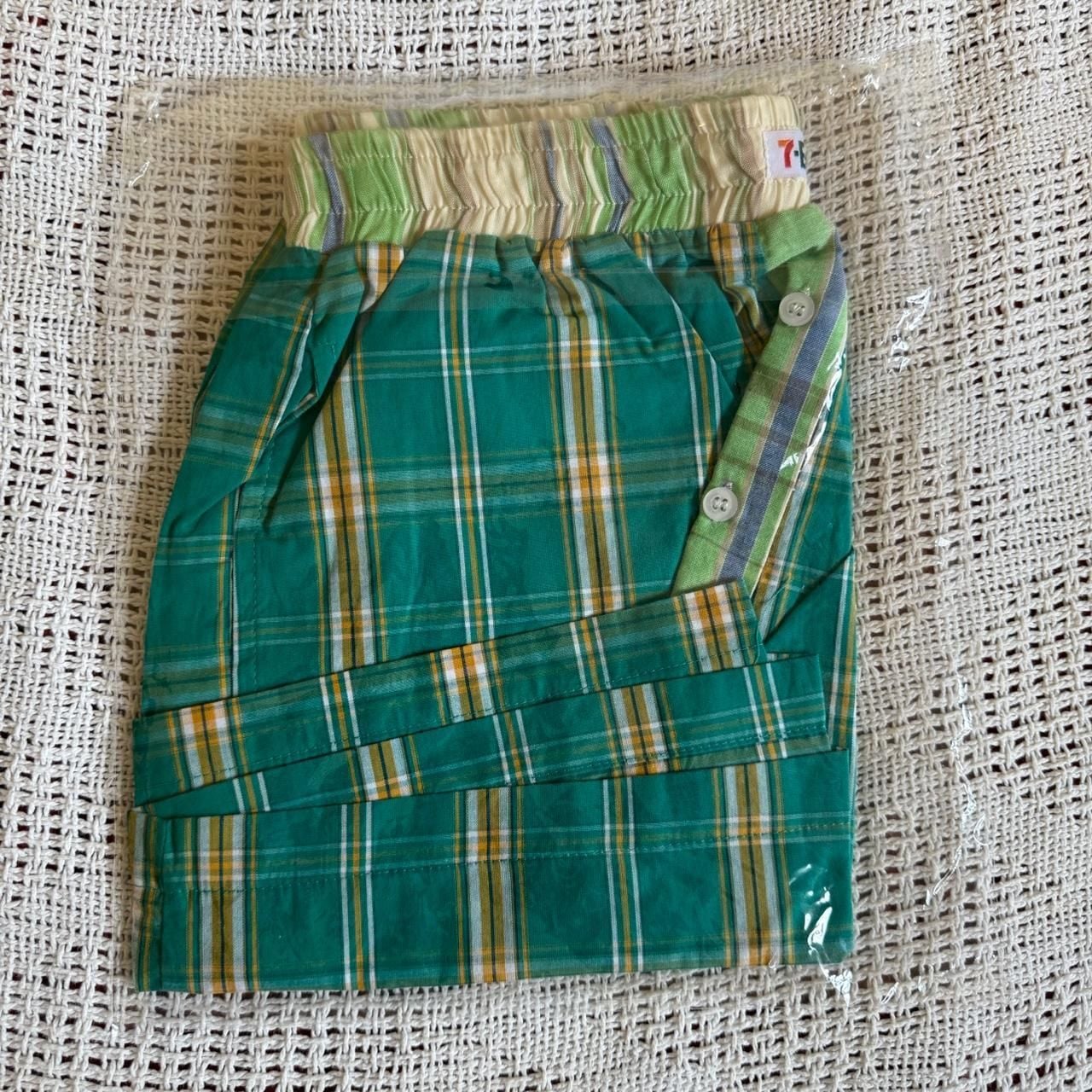 7-Eleven Green Plaid Cotton Boxer Shorts - New In Package - Packaging 2