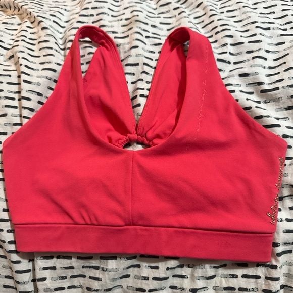 *Gymshark Hot Pink V-Front Sports Bra 2