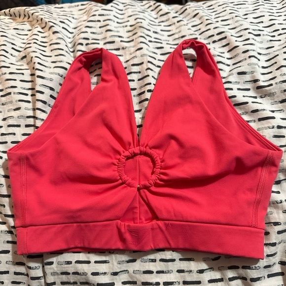 *Gymshark Hot Pink V-Front Sports Bra 3