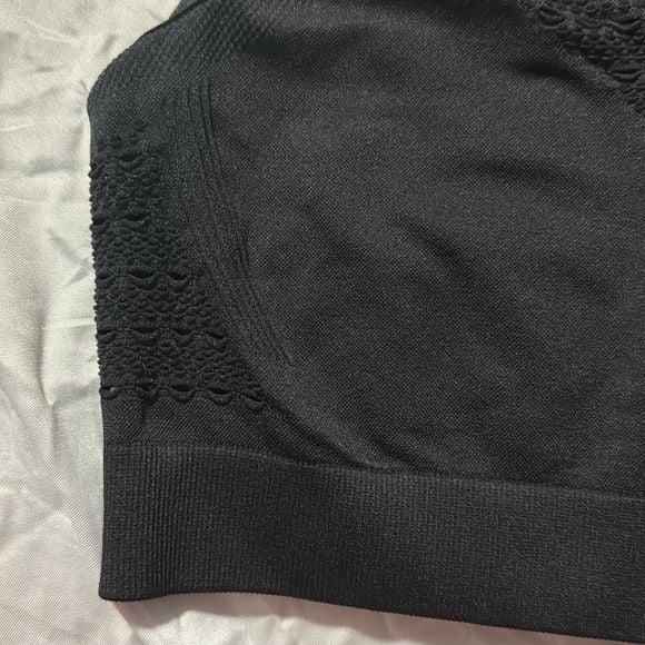 *Gymshark black bra size M 6