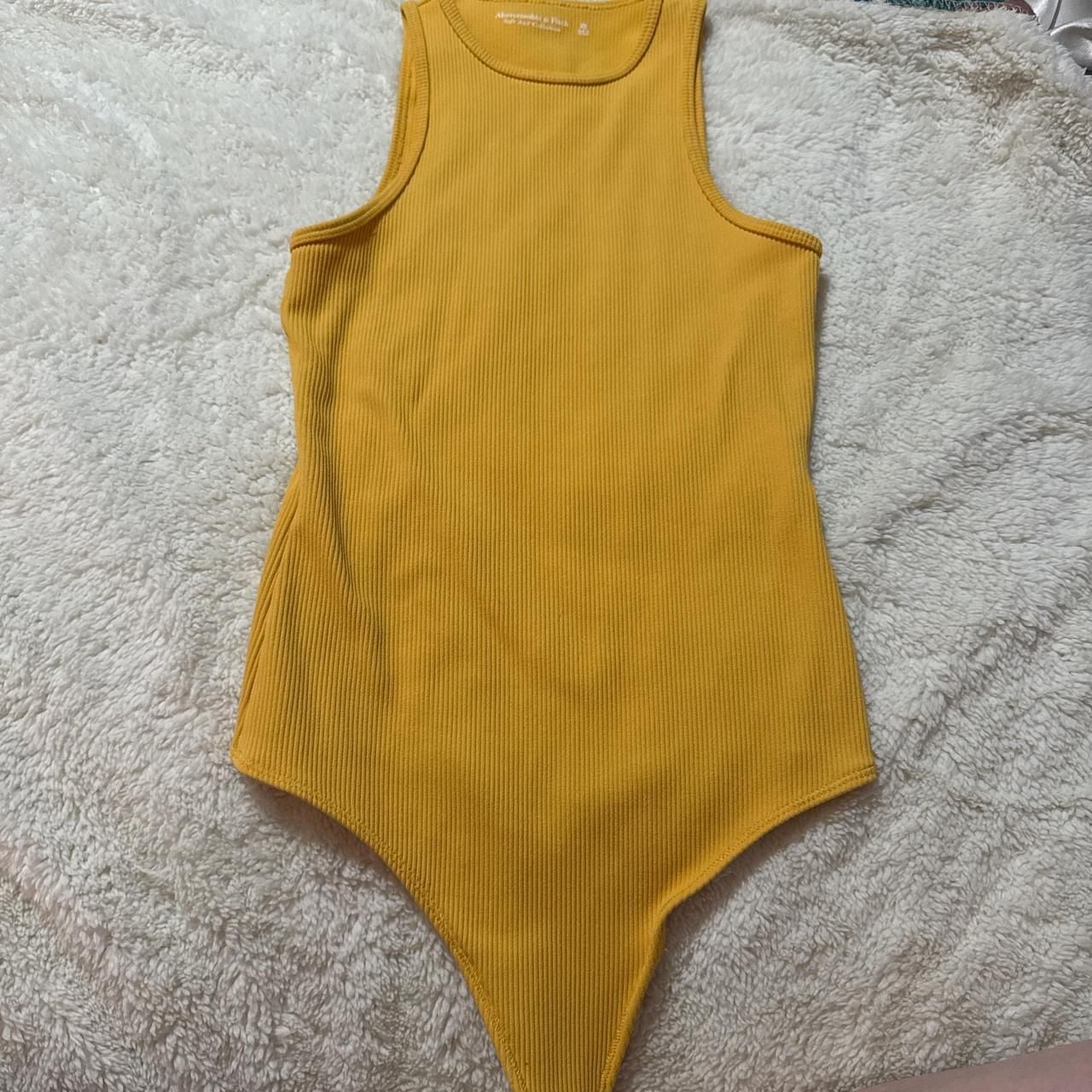 *Abercrombie & Fitch Ribbed High-Neck Bodysuit, Yellow, Size XS 4