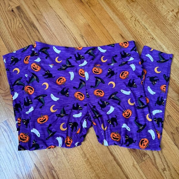 Terra & Sky Halloween Leggings, Purple Spooky Print Plus Size 2X New