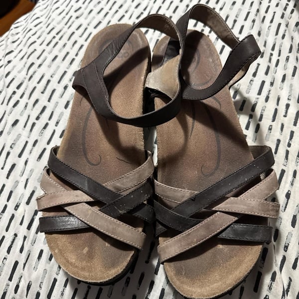 Abeo B.I.O.system Strappy Sandals, Brown Leather, Women's Size 10