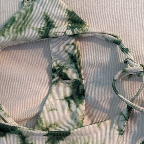 Green Tie-Dye Cheeky String Bikini Set Size Small NWOT never worn adjustable 3