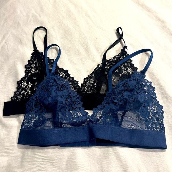 Stretch lace unlined bra S - set of 2 w/ adjustable straps + hook & eye closure 1