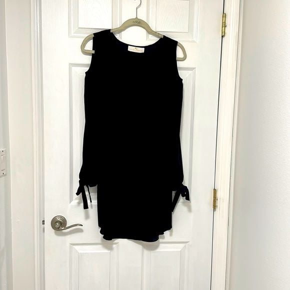 Amanda Uprichard black a-line silk cold shoulder long sleeve dress size P 🖤 2