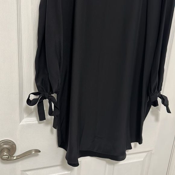 Amanda Uprichard black a-line silk cold shoulder long sleeve dress size P 🖤 4