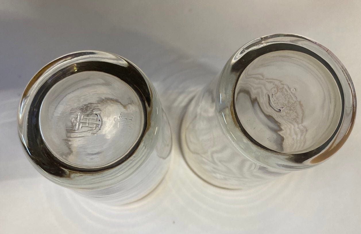 Set of 2 Anchor Hocking juice glasses with gold stripes 9