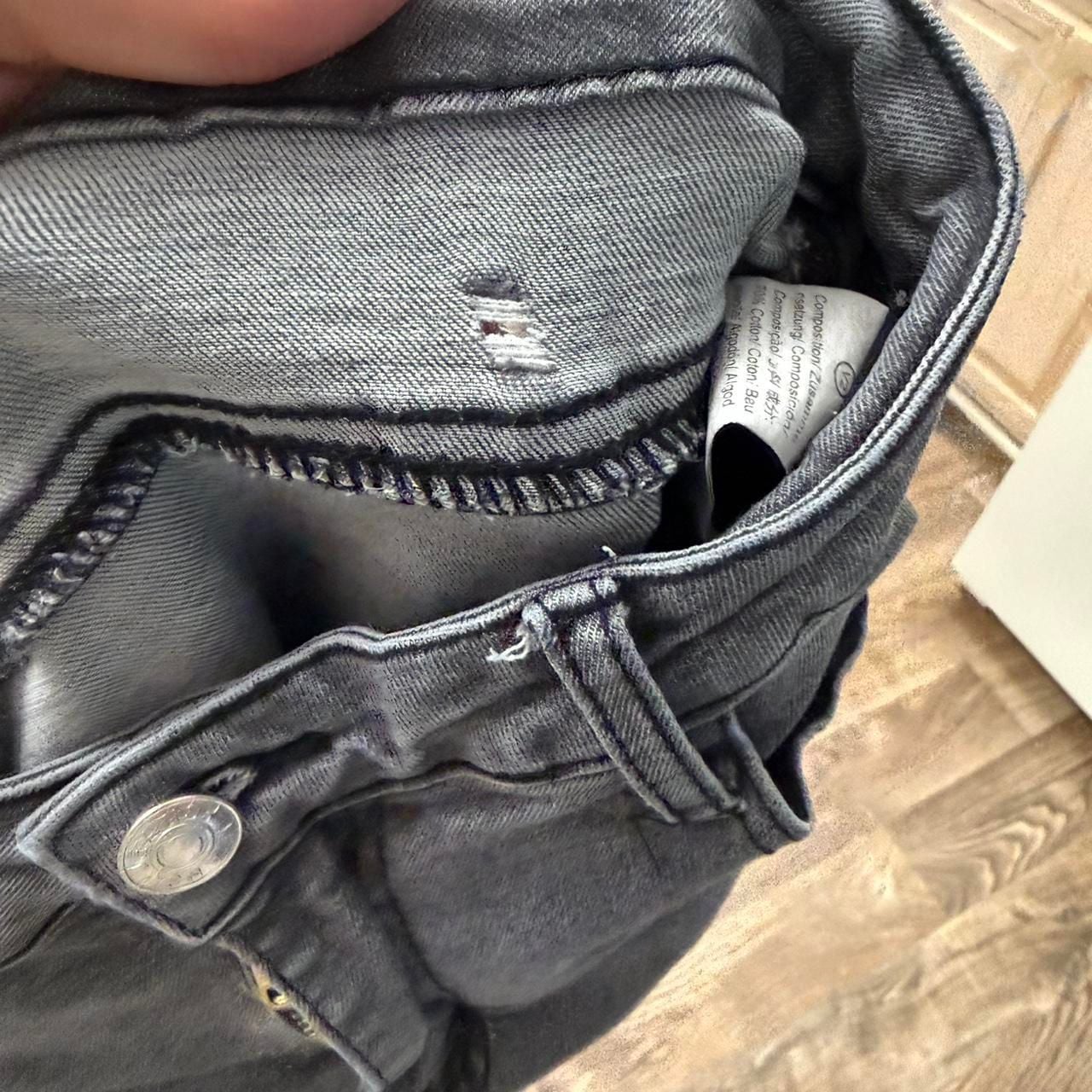 V2 Gray Acid Wash High Waisted Slim Jeans 4