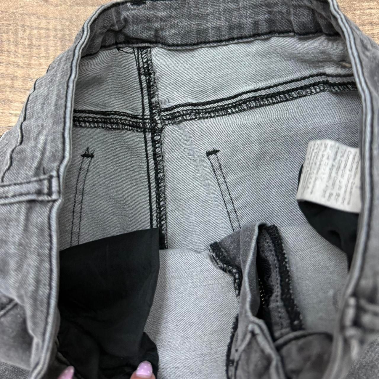 V2 Gray Acid Wash High Waisted Slim Jeans 6