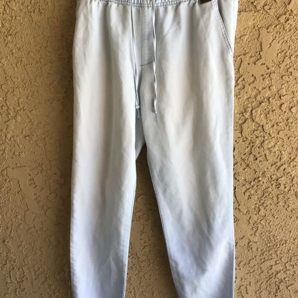 Mambo Jogger Pants Women’s Size 8 Light Blue Elastic Waist Casual Denim