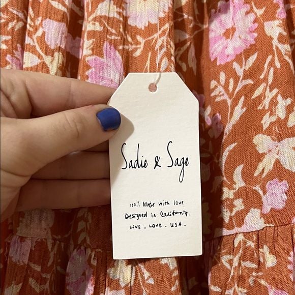 Sadie and Sage Floral Puff Sleeve Dress 4