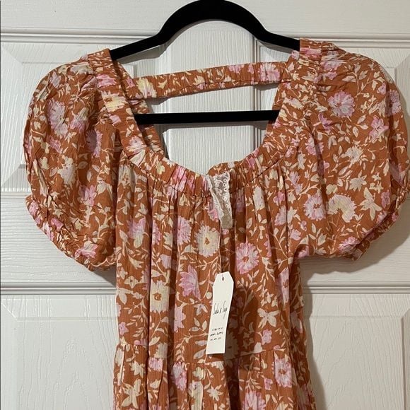 Sadie and Sage Floral Puff Sleeve Dress 5