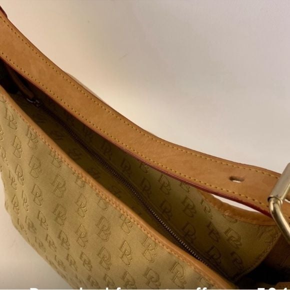Vintage Y2K Dooney & Bourke tan and brown canvas signature hobo Shoulder Bag 7