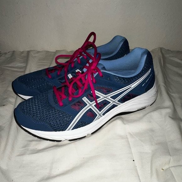 Asics Women's Navy and Magenta Athletic Shoes 2