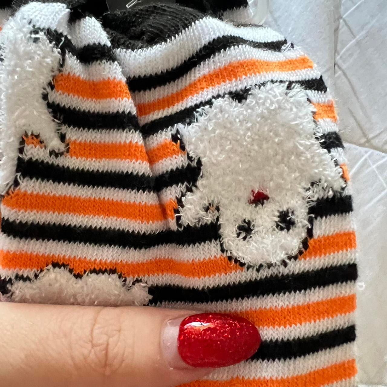 Hyde & EEK! Boutique Striped Ghost Crew Socks 7