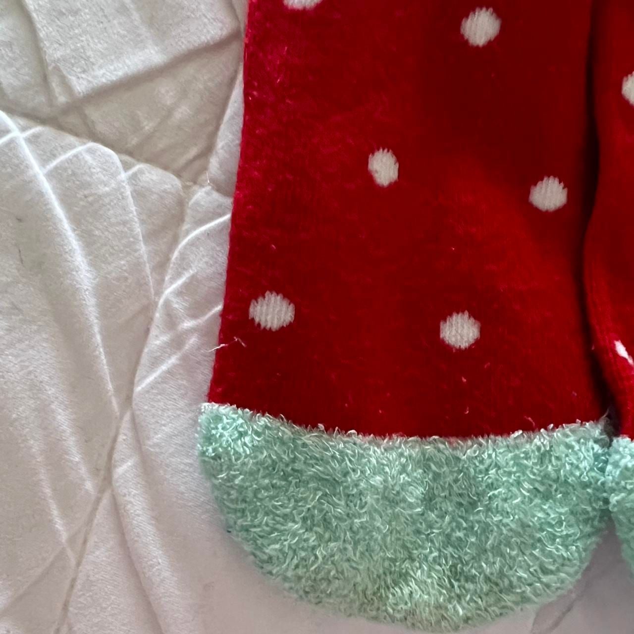 Snuggle Polka Dot Fuzzy Gripper Holiday Socks 8