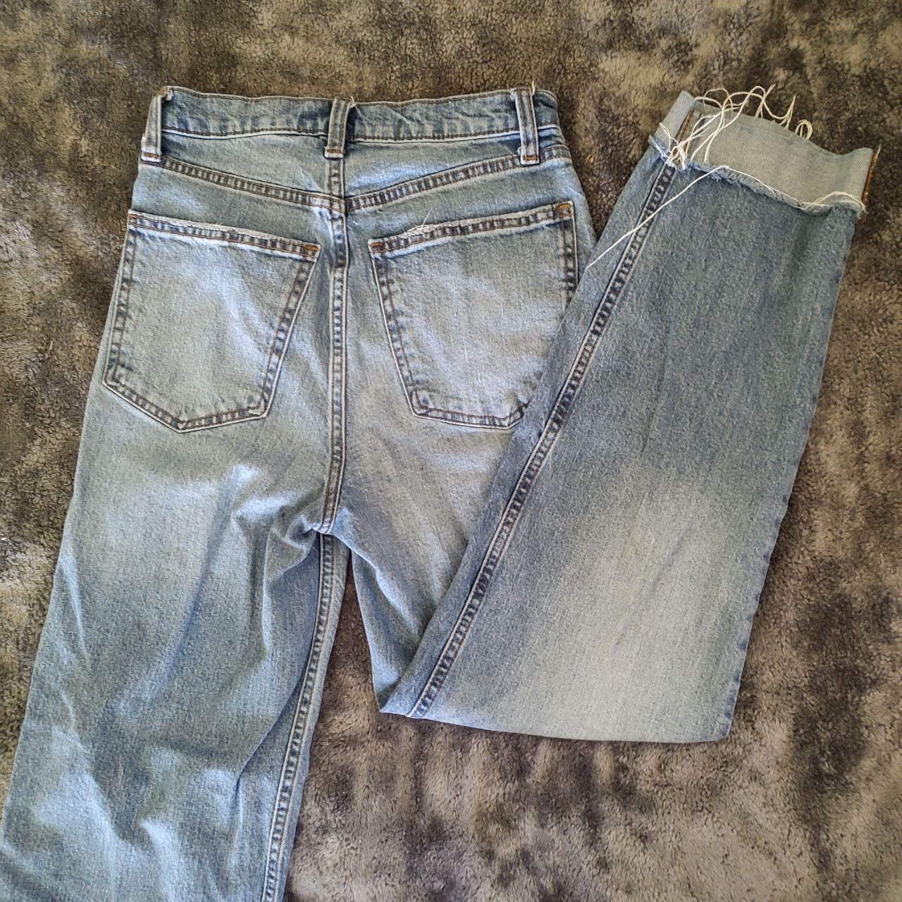 Universal Thread Highest Straight Ankle Distressed Light Wash Jeans 2