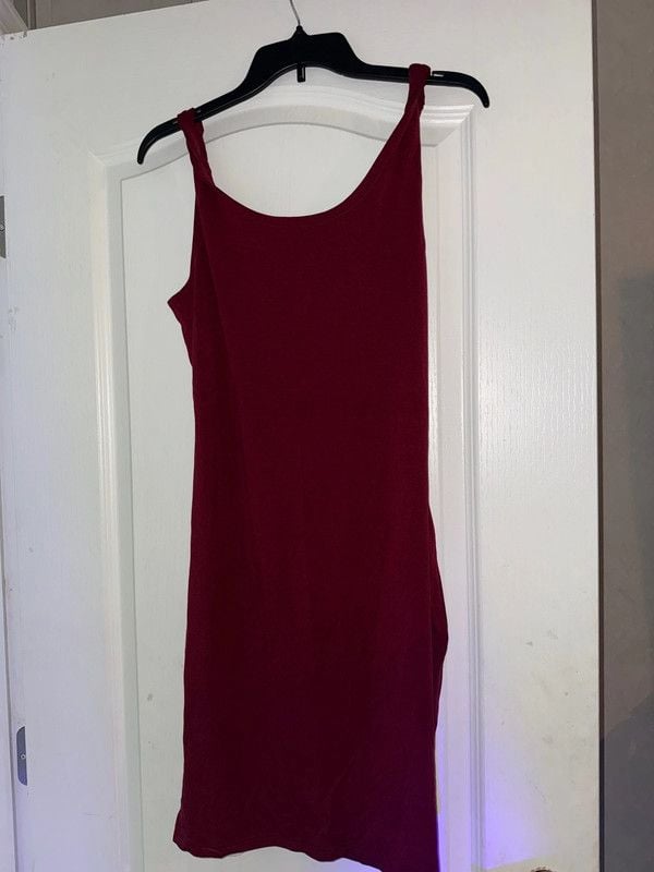 full slip sleeveless nightgown in size XL. 1