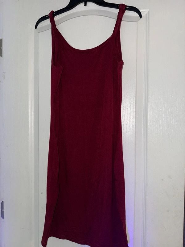 full slip sleeveless nightgown in size XL. 2