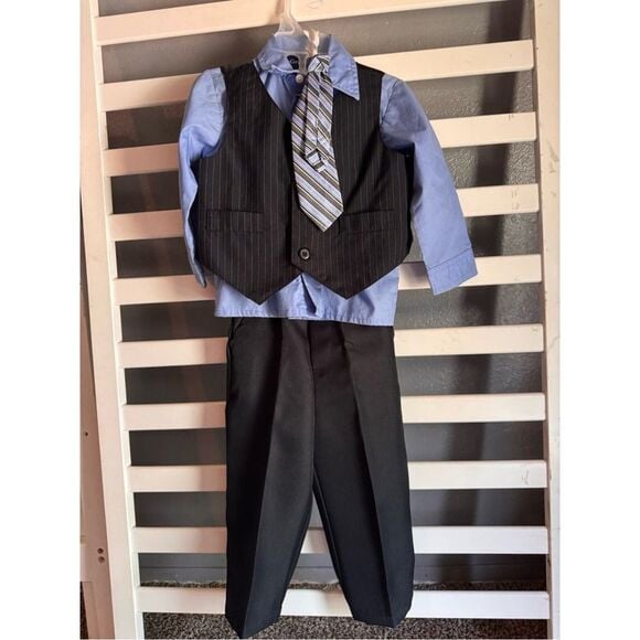 Great Guy Brand Boys' Black and Blue Suit Set 2