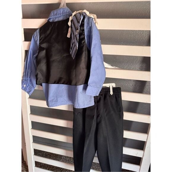 Great Guy Brand Boys' Black and Blue Suit Set 7