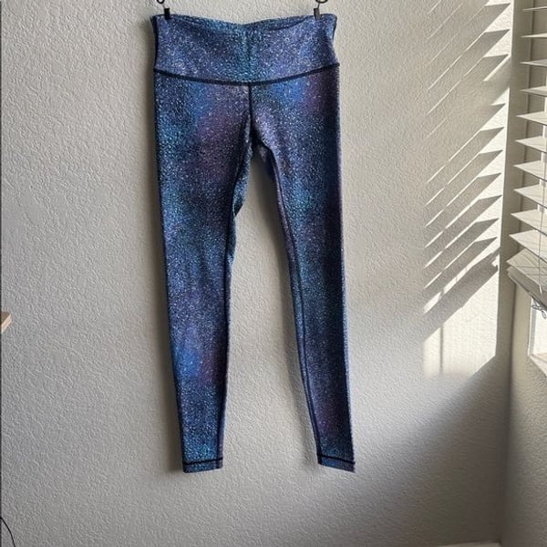 lululemon blue print leggings like new!