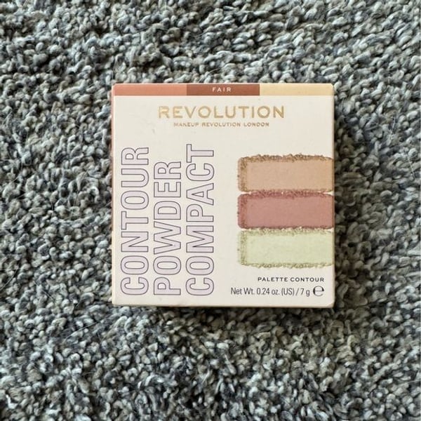 Revolution Makeup Contour Powder Compact - Fair