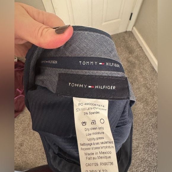 Tommy Hilfiger Modern Fit Wool Blend Navy Pants 10