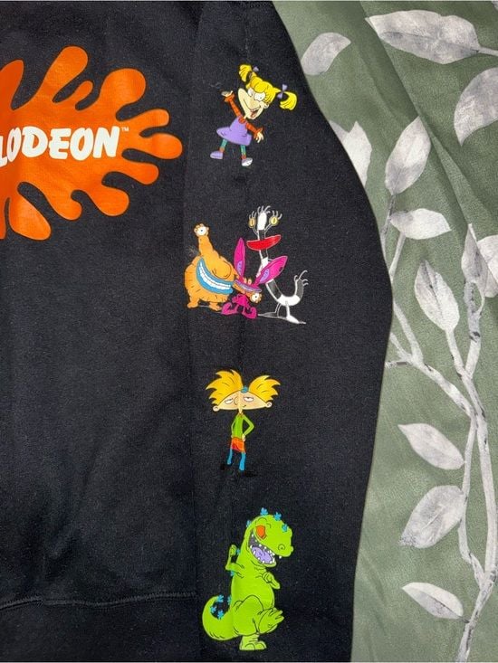 Nickelodeon black 90’s cartoon sweater 3