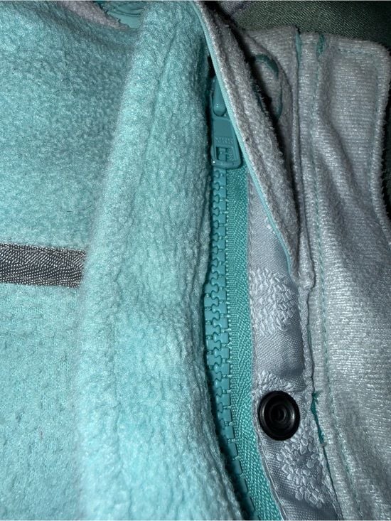Columbia Women's Teal and Light Teal Ski Jacket 3 in 1 11