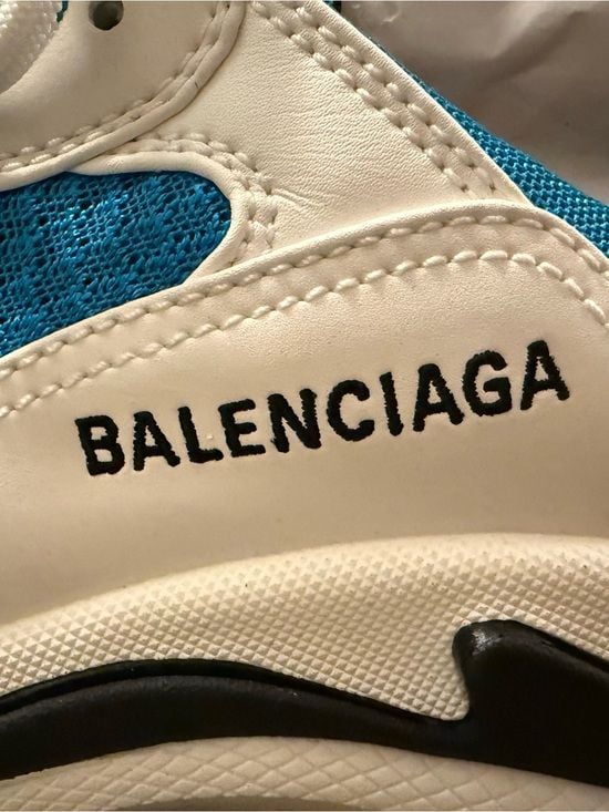 Authentic Balenciaga Chunky Sneakers in White & Teal Blue size E40/mens 7 8
