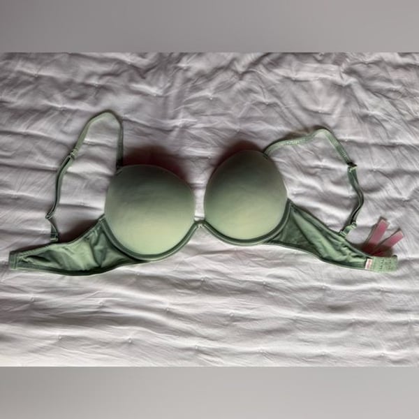 PINK Victoria's Secret Mint Green Lightly Padded T-Shirt Bra