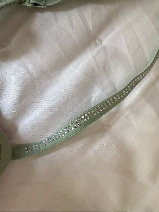 PINK Victoria's Secret Mint Green Lightly Padded T-Shirt Bra 3