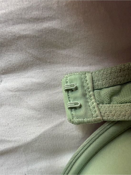PINK Victoria's Secret Mint Green Lightly Padded T-Shirt Bra 4