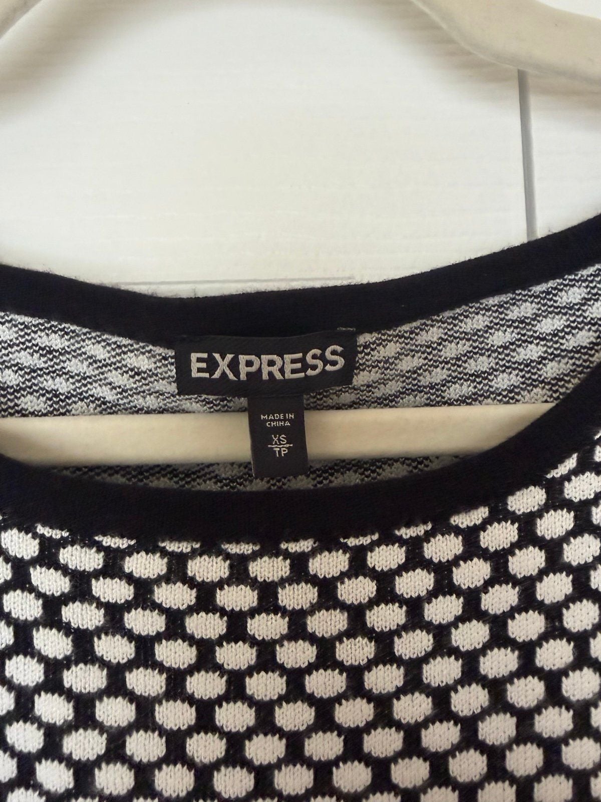 Express black and white nice top 4