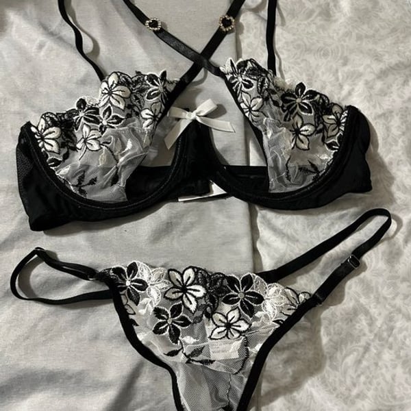 Sheer Floral Embroidered Lingerie peek a Boo Bra Set - Black & White