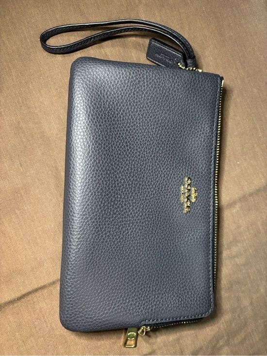 Coach Navy Pebbled Leather Wristlet with Gold Hardware 2