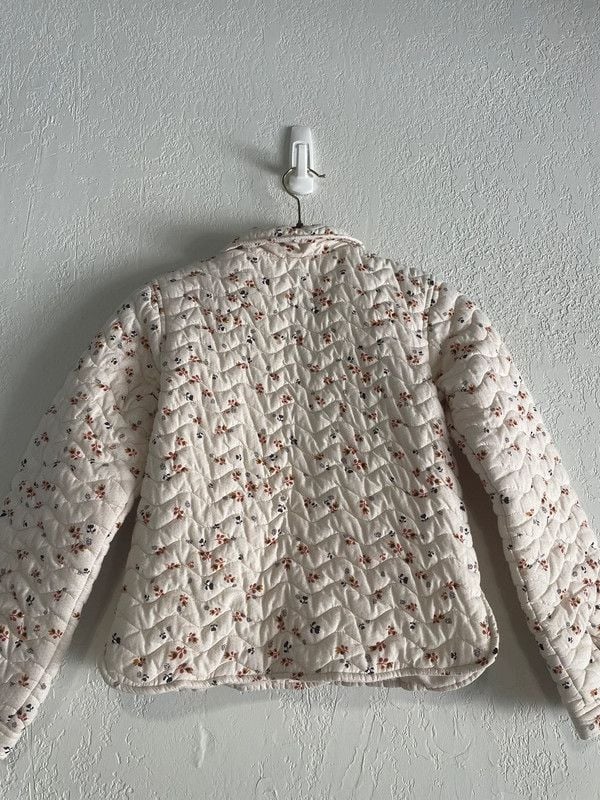 LuluCastagnette Paris | Girls' Floral Quilted Puffer Jacket – Size 10 4