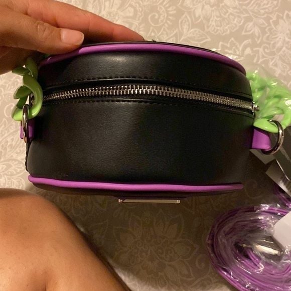 New Oogie boogie lounge fly Crossbody convertible top handle purse 8