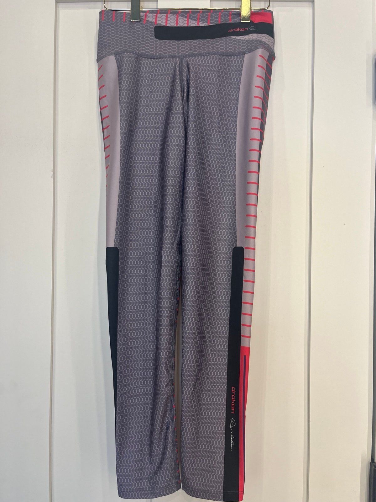 Drakon cool fit work out leggings OS 1